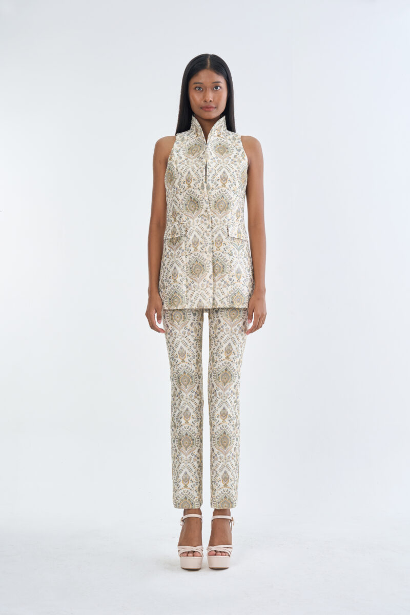 Indian Paisley Wing Collar Sleeveless with Long Pants