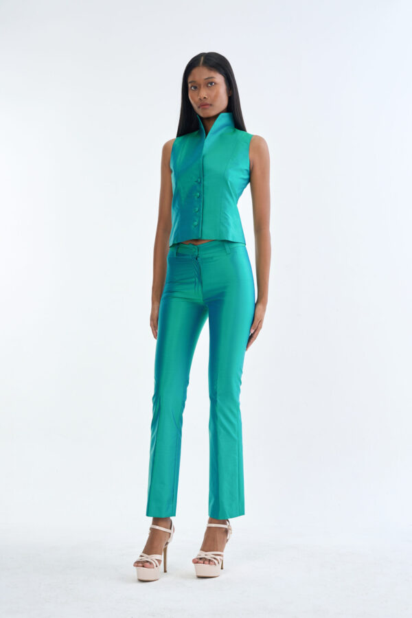 Emerald Wing Collar Sleeveless Tops with Long Pants