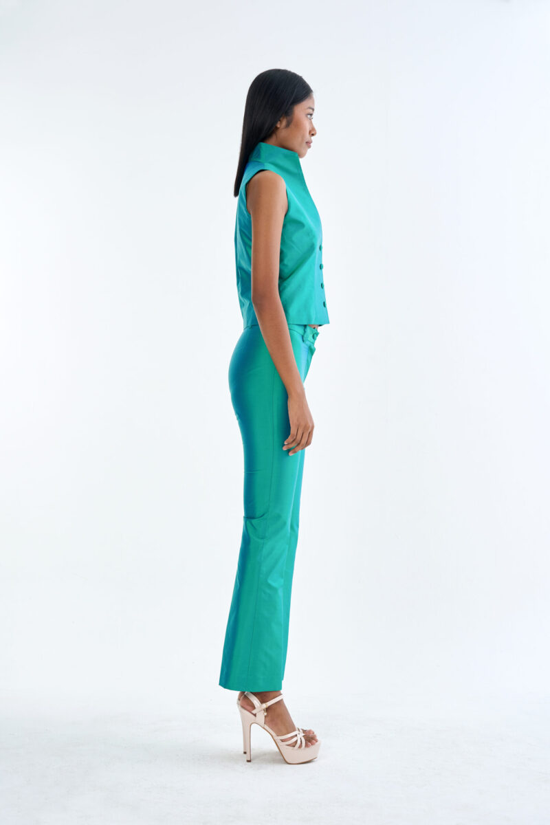Emerald Wing Collar Sleeveless Tops with Long Pants