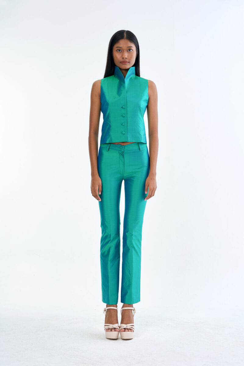 Emerald Wing Collar Sleeveless Tops with Long Pants
