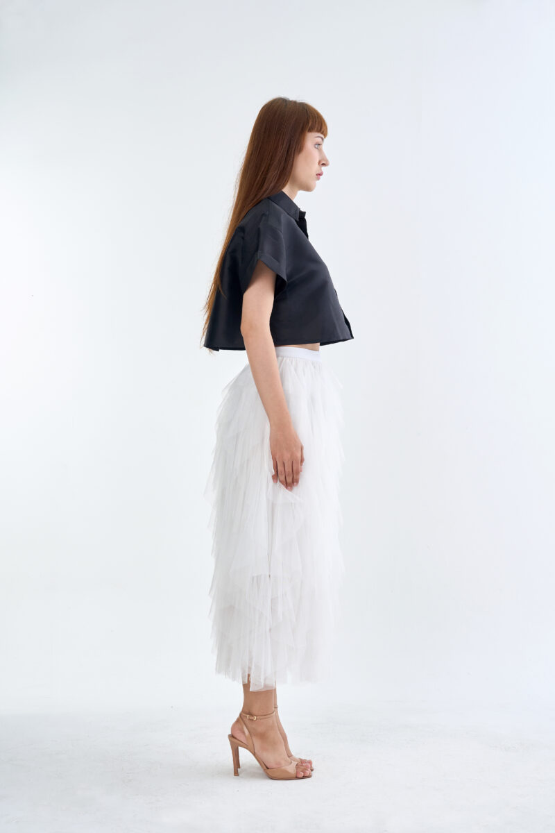 Black Cropped Collar Shirt with White Cloud Layered Tulle Skirt