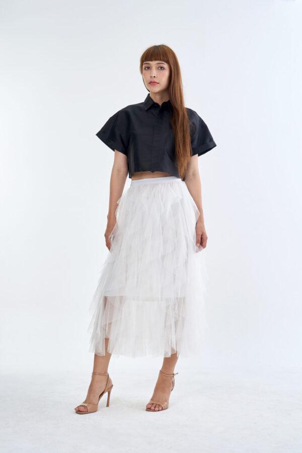 Black Cropped Collar Shirt with White Cloud Layered Tulle Skirt